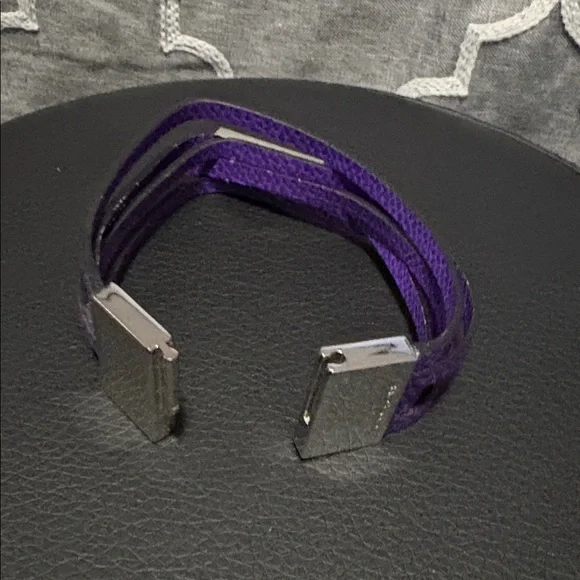 Coach Leather Multi-strand Wrap Bracelets with Silver-tone Hardware - Picture 8 of 9